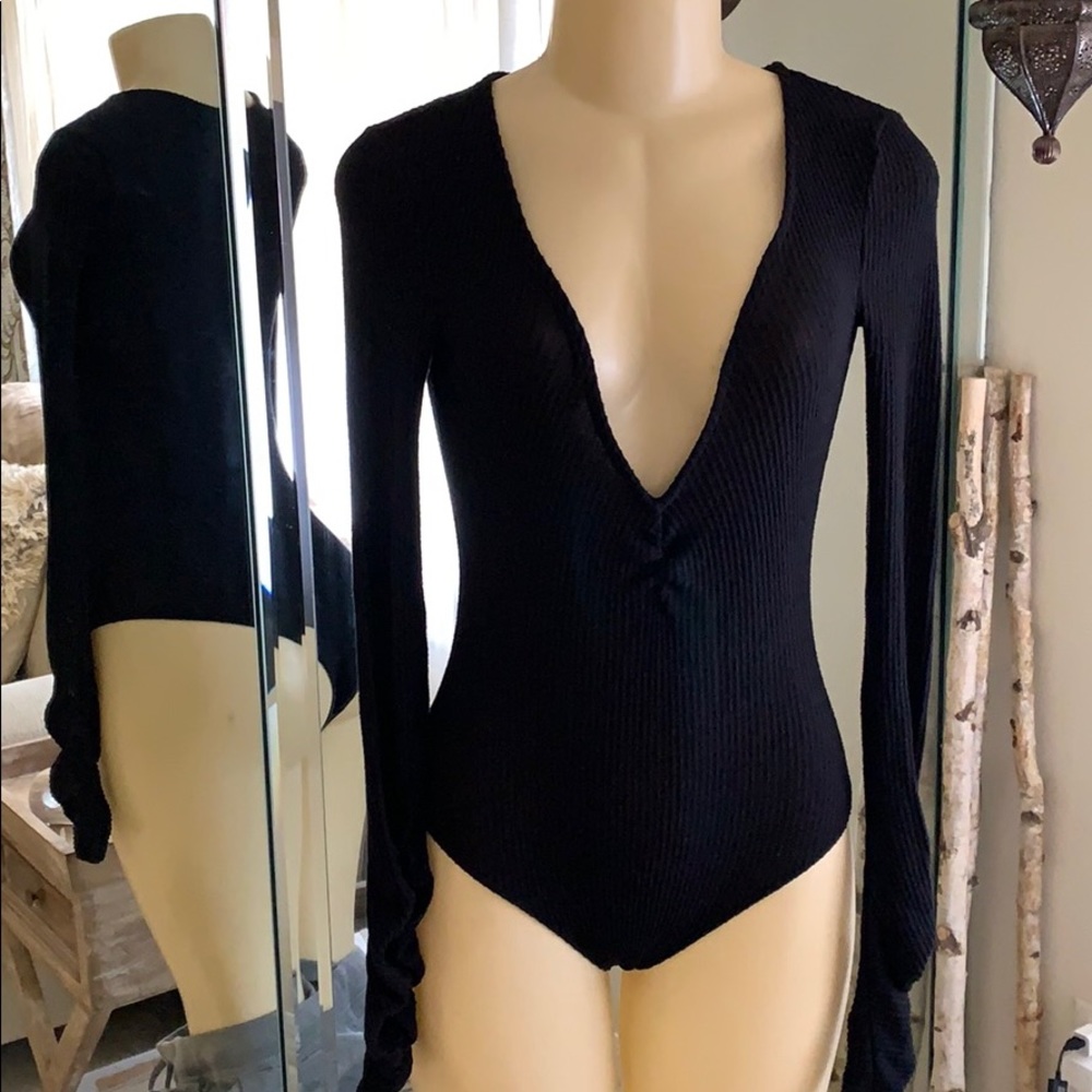 Free People deep V bodysuit! 🖤 - Picture 2 of 7